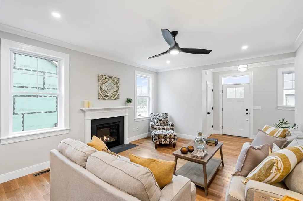 202 Sage Lane Portsmouth NH 03801