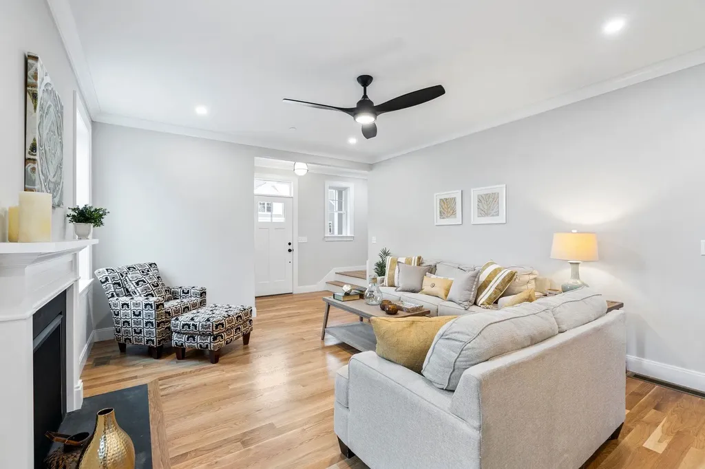 202 Sage Lane Portsmouth NH 03801