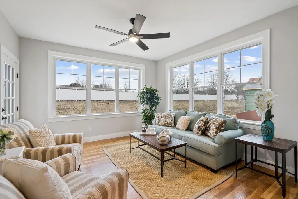 202 Sage Lane Portsmouth NH 03801