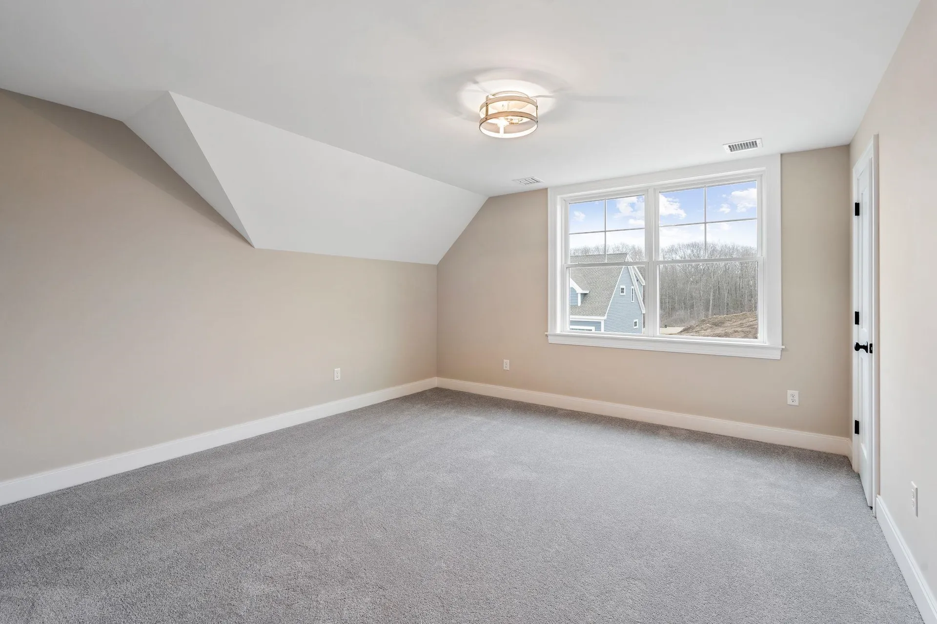 202 Sage Lane Portsmouth NH 03801