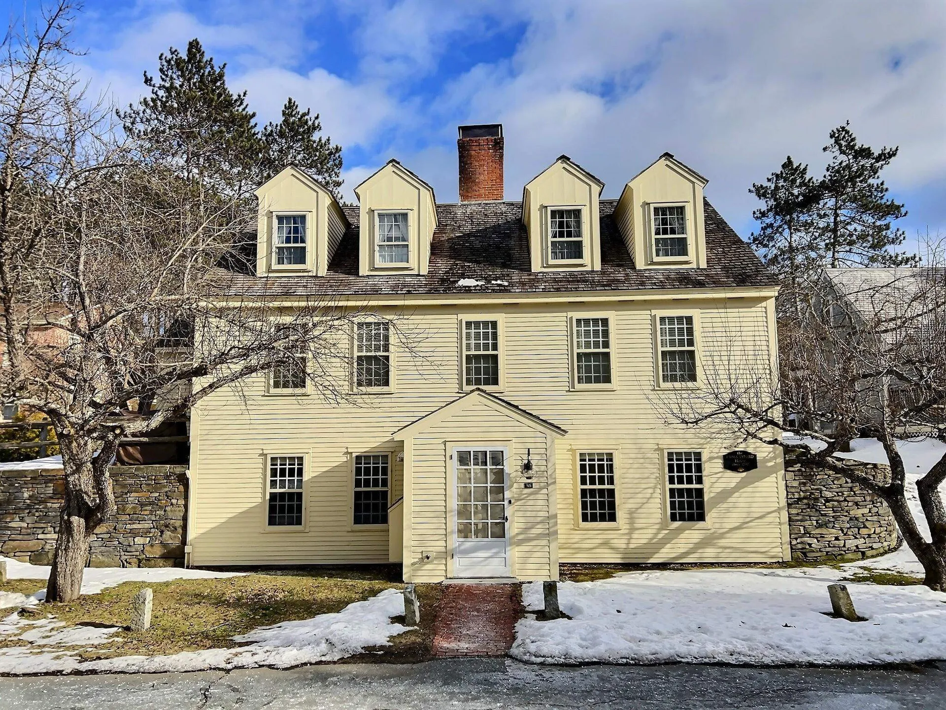 85 Dartmouth College Highway Lyme NH 03768