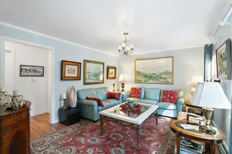 47 Sherwood Circle Brattleboro VT 05301