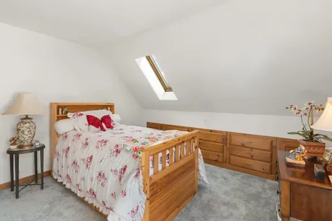 47 Sherwood Circle Brattleboro VT 05301