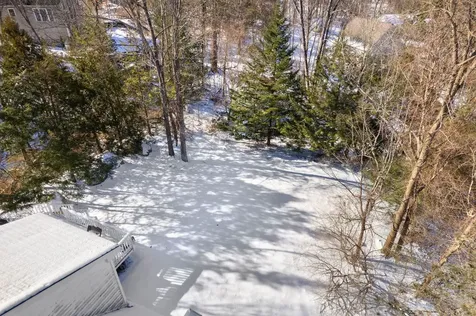 47 Sherwood Circle Brattleboro VT 05301