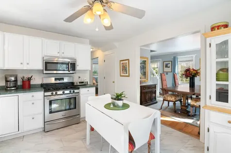 47 Sherwood Circle Brattleboro VT 05301