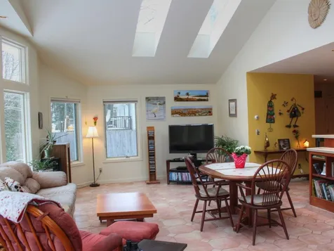 9 Worth Street South Burlington VT 05403