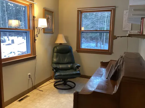1189 Old Homestead Highway Swanzey NH 03446