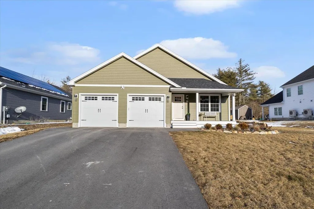 40 Whippoorwill Way Somersworth NH 03878