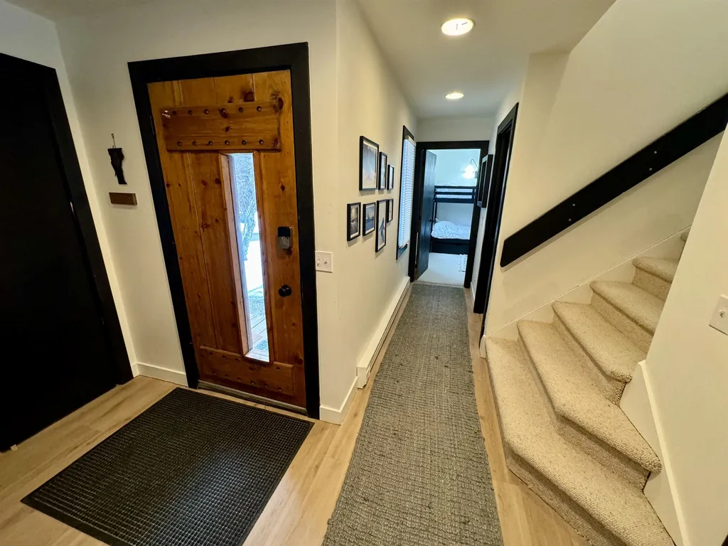 4621 Battleground Road Fayston VT 05673