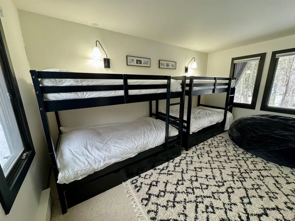 4621 Battleground Road Fayston VT 05673