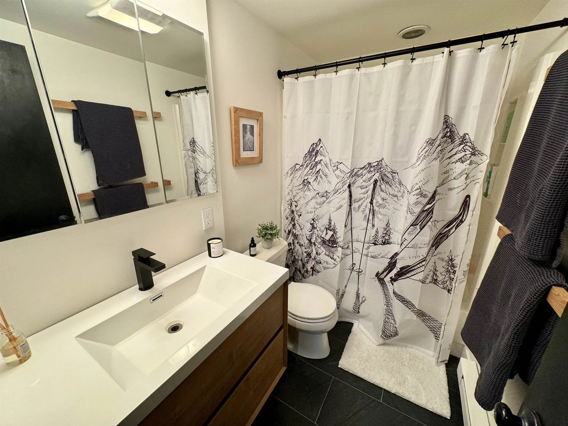 4621 Battleground Road Fayston VT 05673