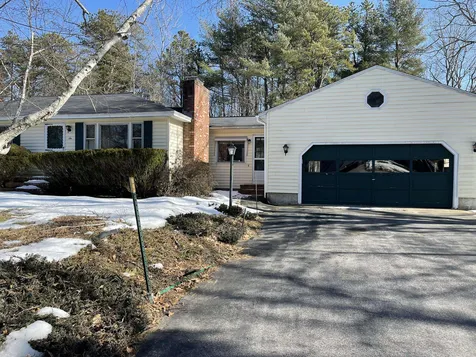 6 Broken Ground Drive Concord NH 03301