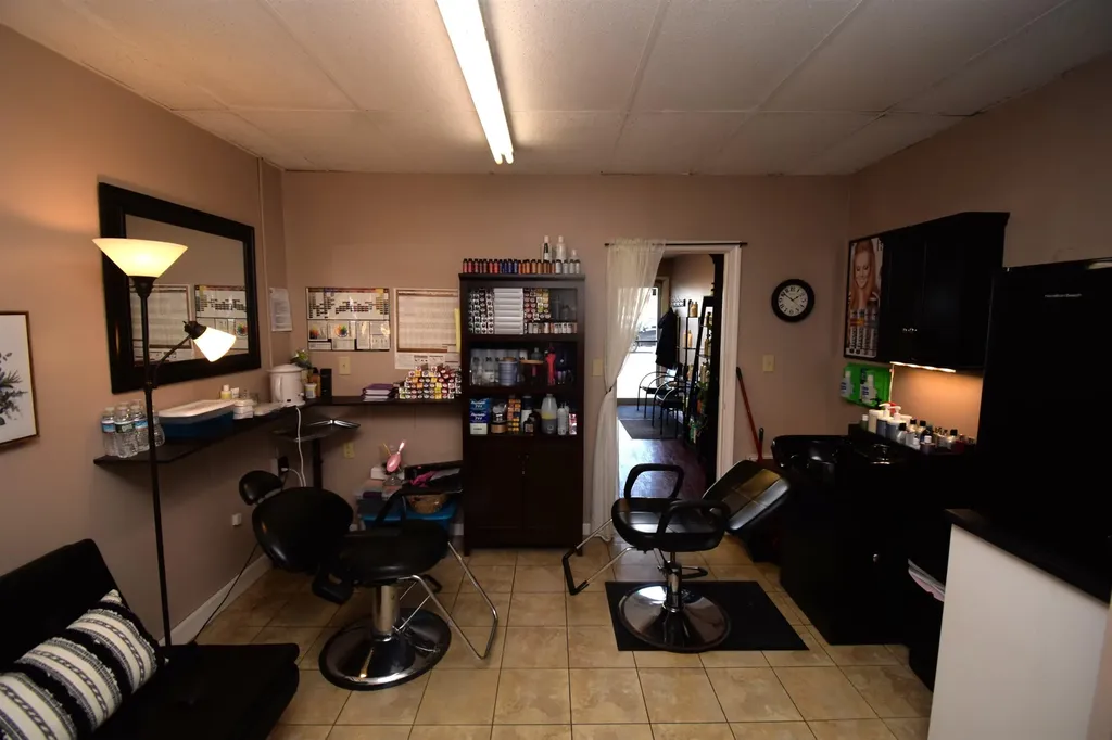 160 Main Street Kingston NH 03848