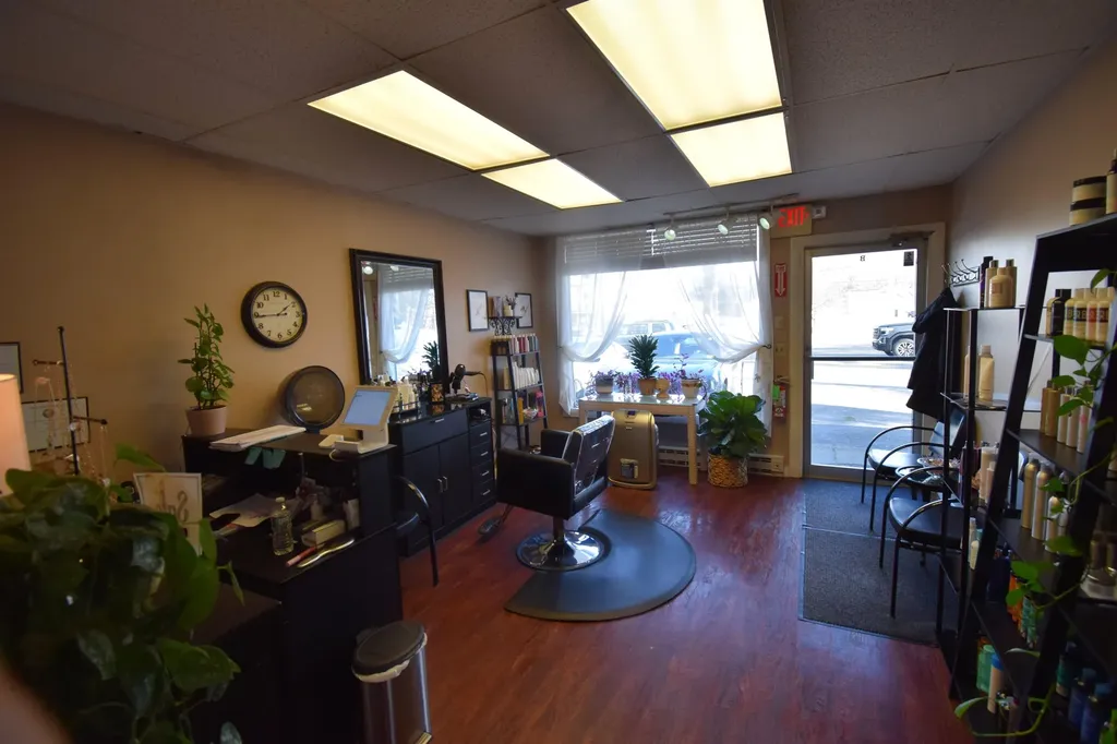 160 Main Street Kingston NH 03848