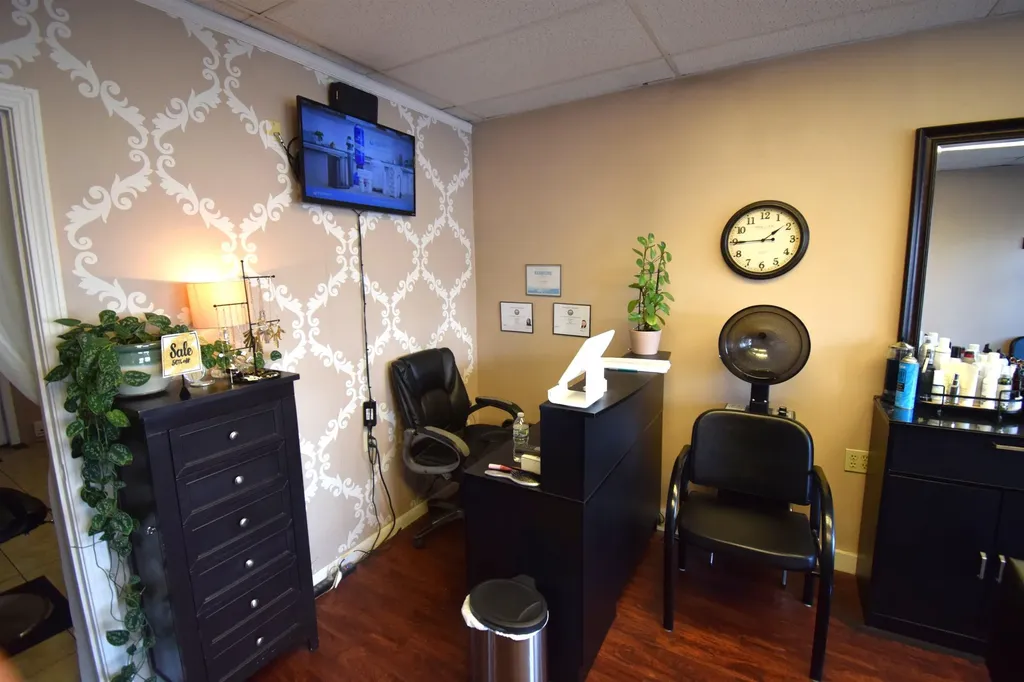 160 Main Street Kingston NH 03848