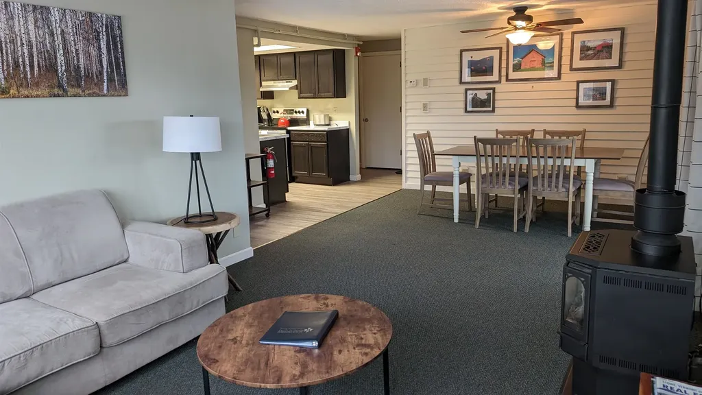 230 Mountainside Drive Stowe VT 05672