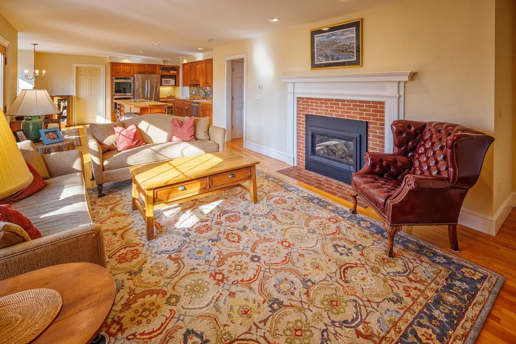 9 Fairway Drive Dover NH 03820