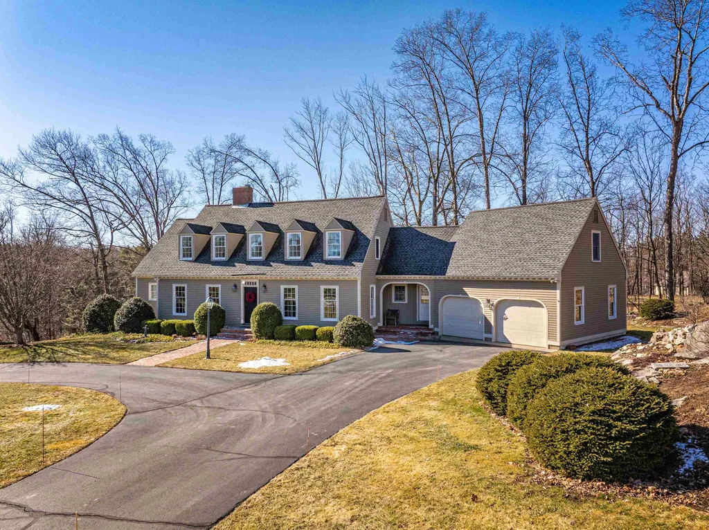 9 Fairway Drive Dover NH 03820
