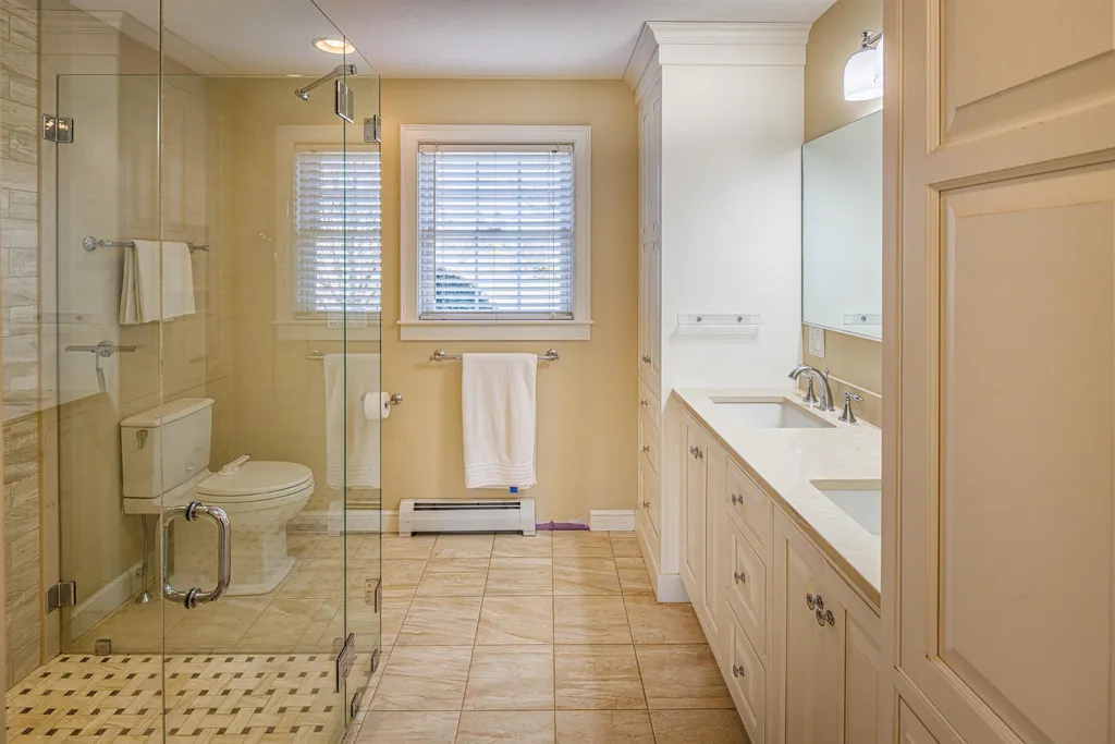 9 Fairway Drive Dover NH 03820