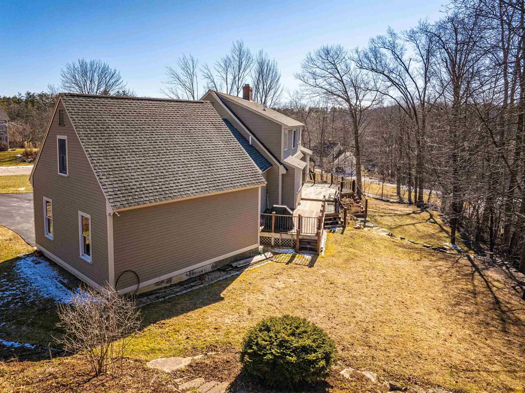 9 Fairway Drive Dover NH 03820