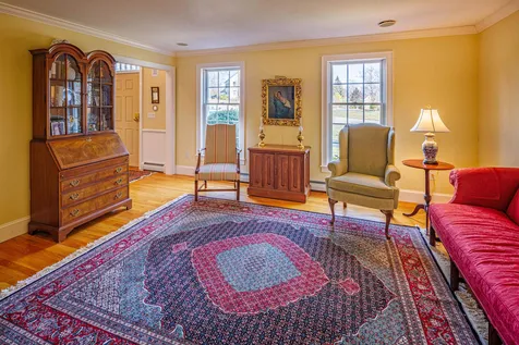9 Fairway Drive Dover NH 03820