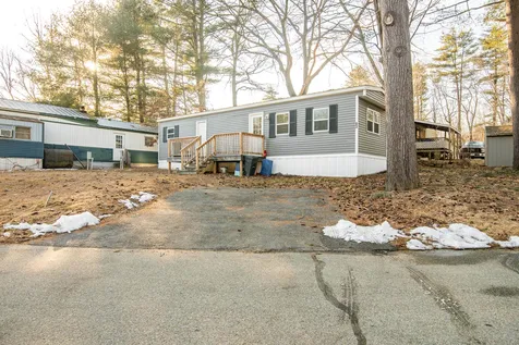 63 Crystal Springs Way Somersworth NH 03878