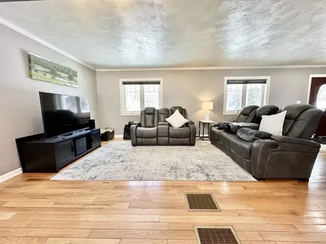 33 Pinewood Lane Milton VT 05468