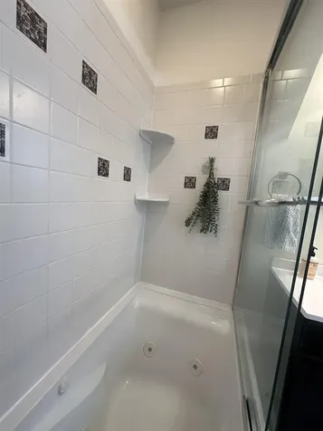 33 Pinewood Lane Milton VT 05468