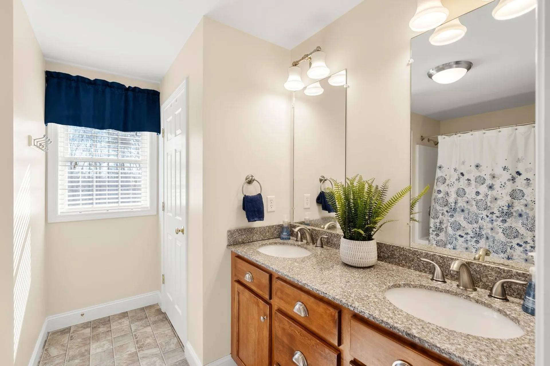 11 Surrey Court Milford NH 03055