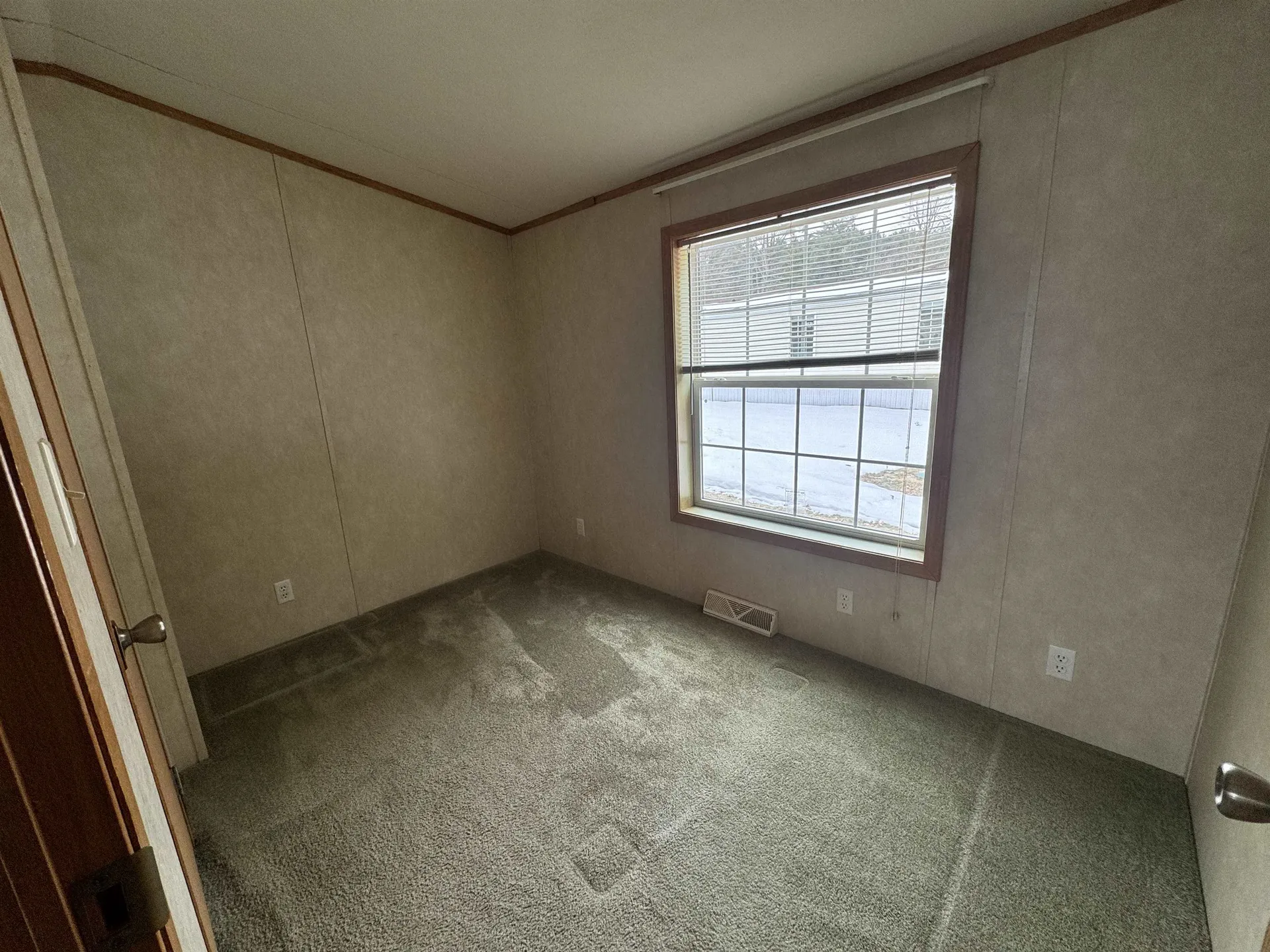 190 Merrimac Circle Hartford VT 05001
