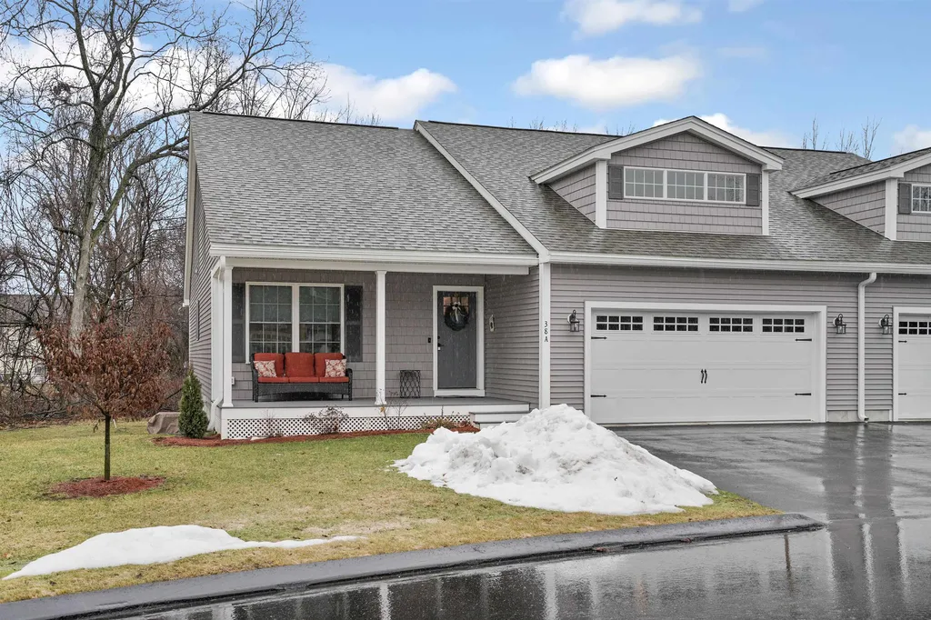 38 Brackett Lane Hudson, NH Real Estate Property MLS 4985883