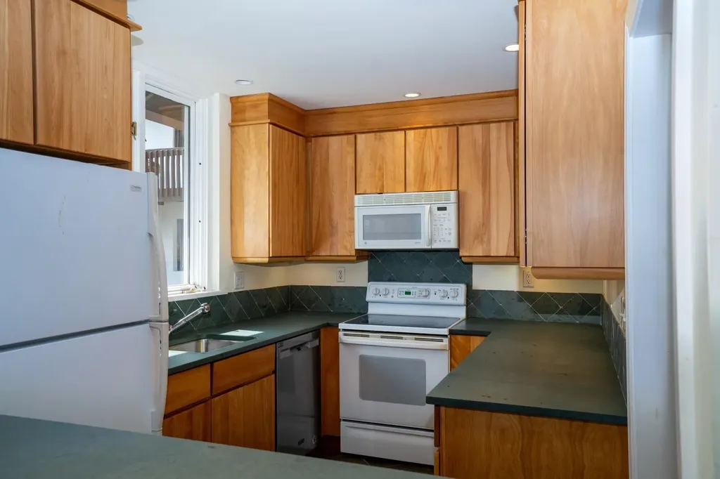 16 Middle Ridge Road Winhall VT 05340