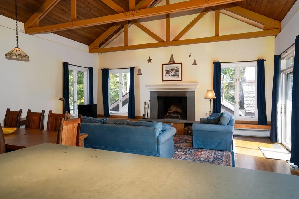 16 Middle Ridge Road Winhall VT 05340