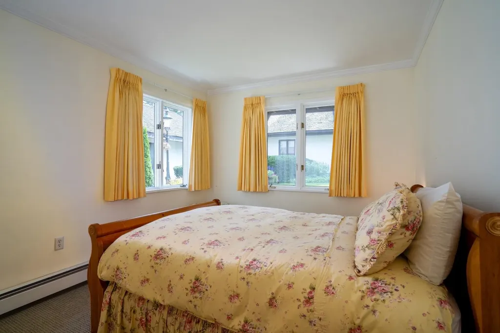 16 Middle Ridge Road Winhall VT 05340