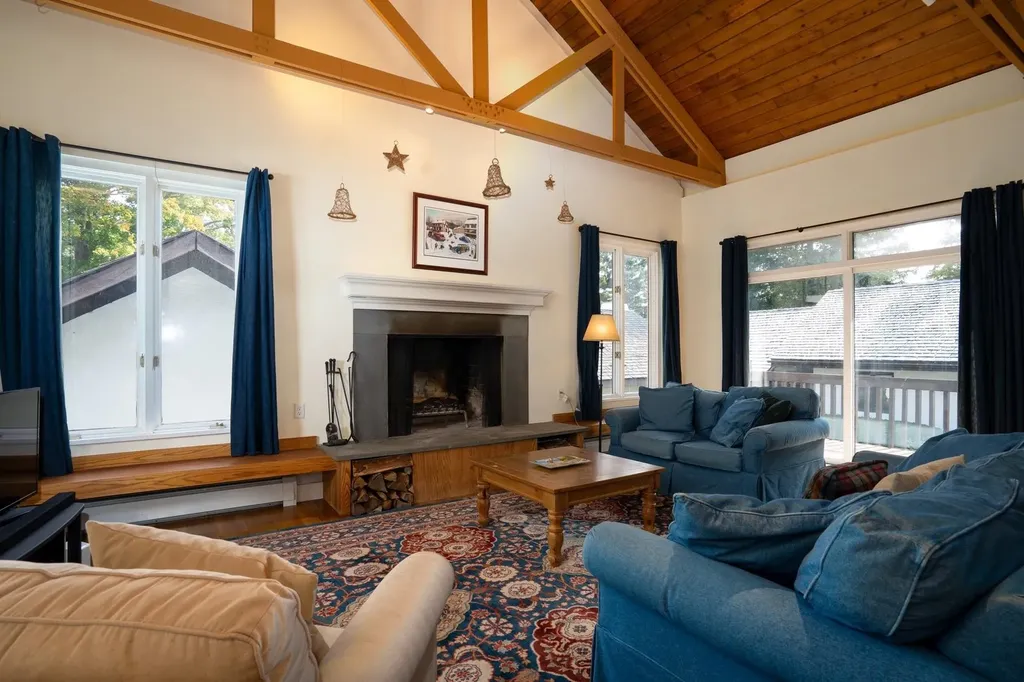 16 Middle Ridge Road Winhall VT 05340