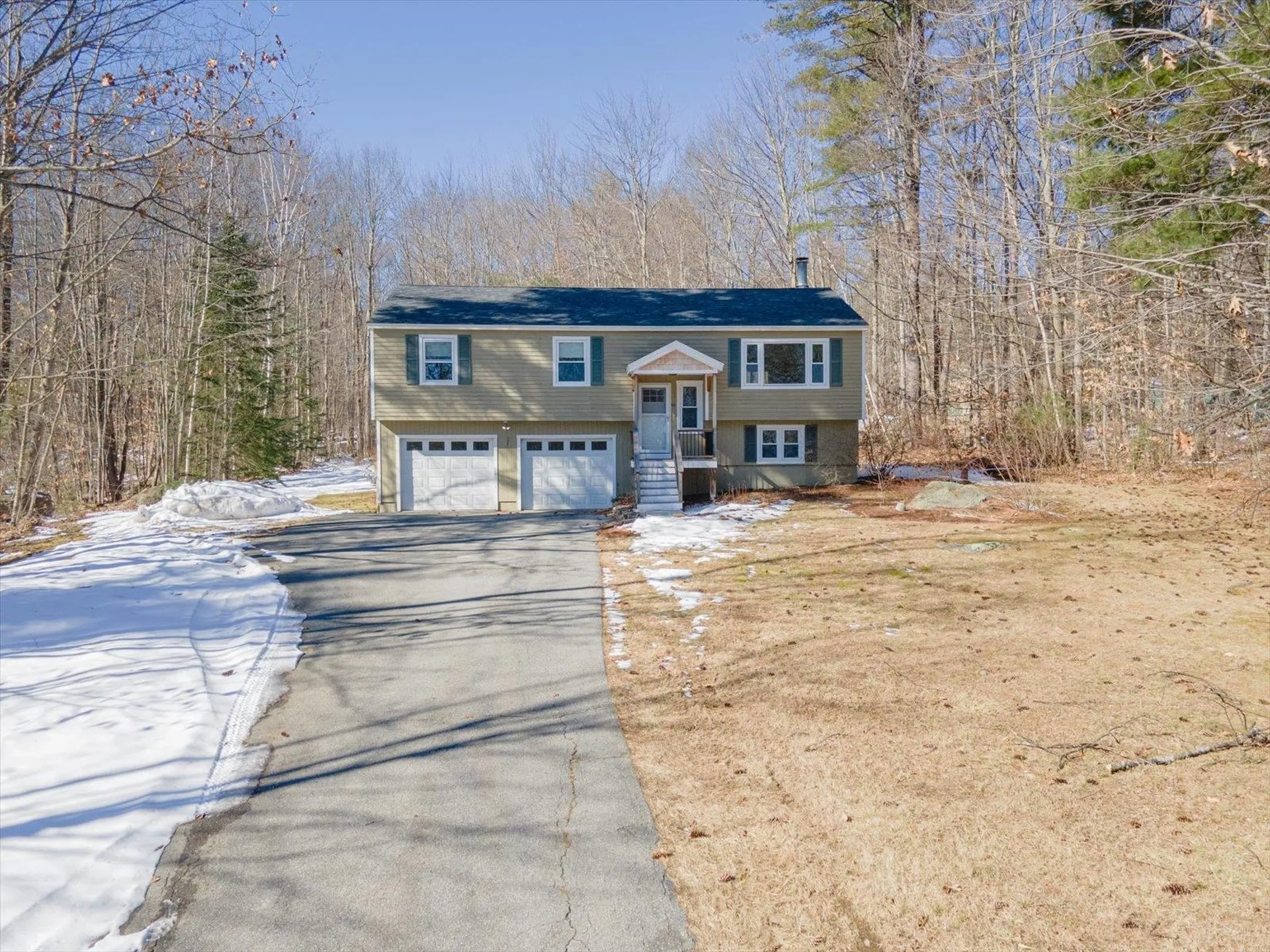 60 Symonds Road Hillsborough NH 03244