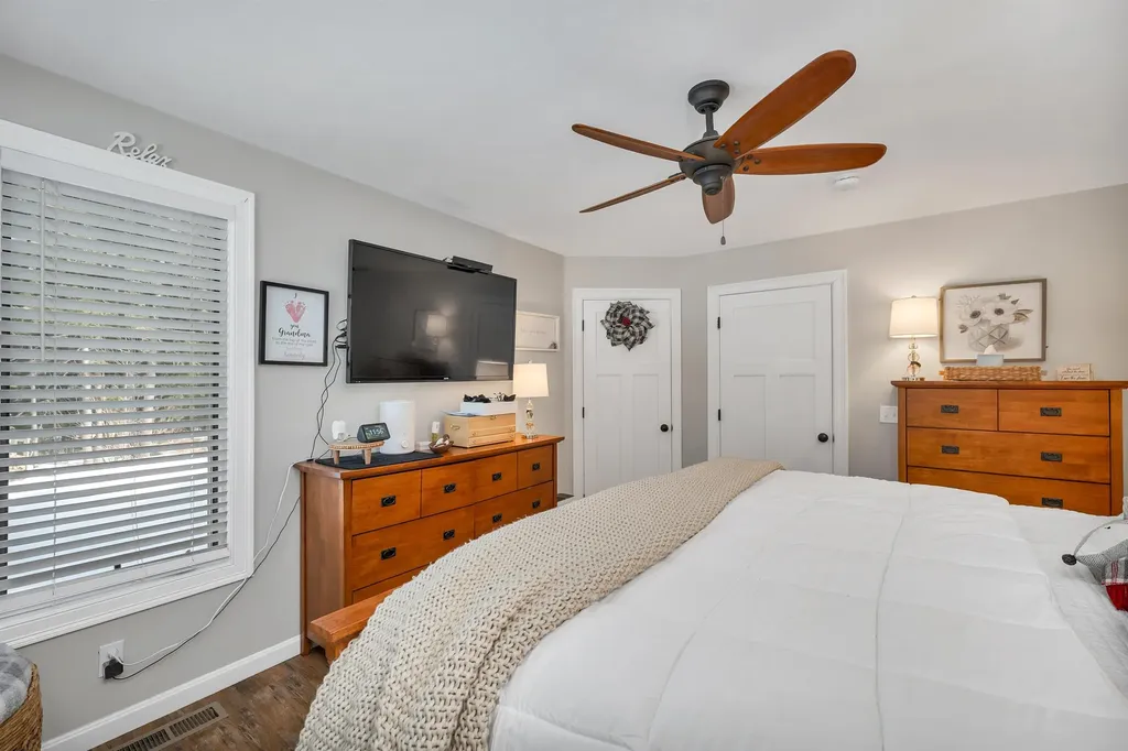 29 Mitten Lane Conway NH 03818