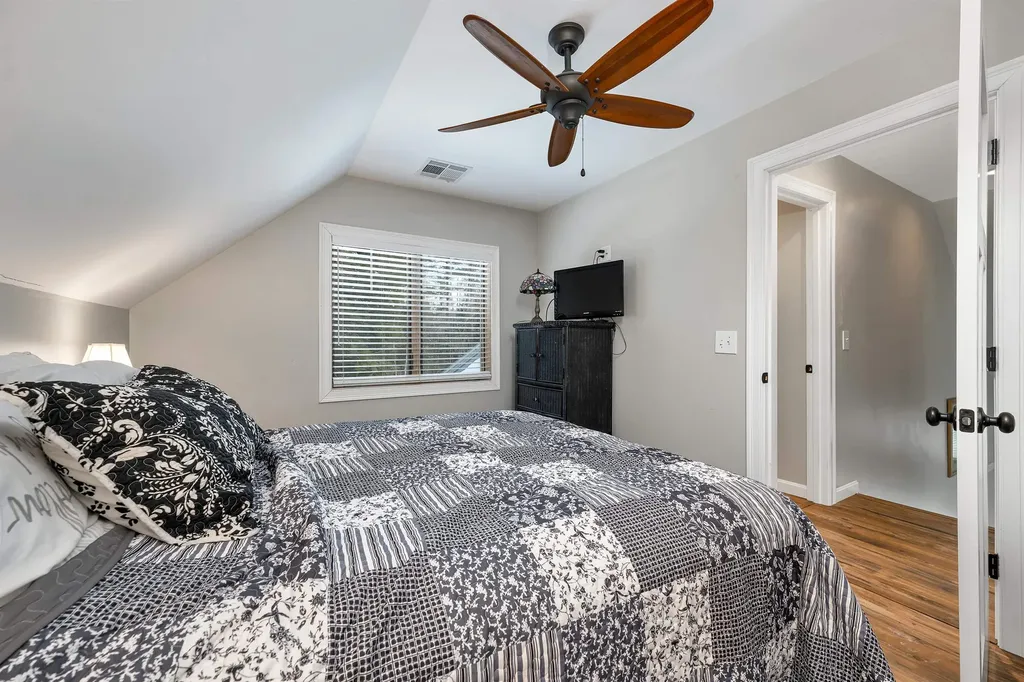 29 Mitten Lane Conway NH 03818
