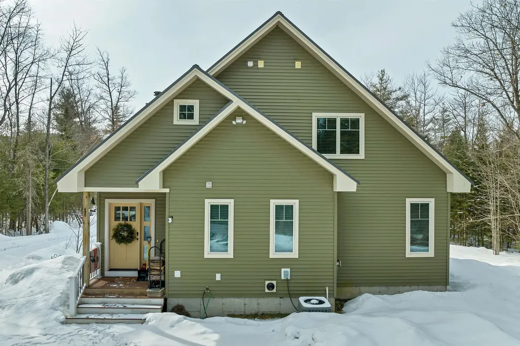 29 Mitten Lane Conway NH 03818