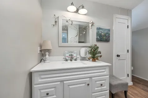 29 Mitten Lane Conway NH 03818