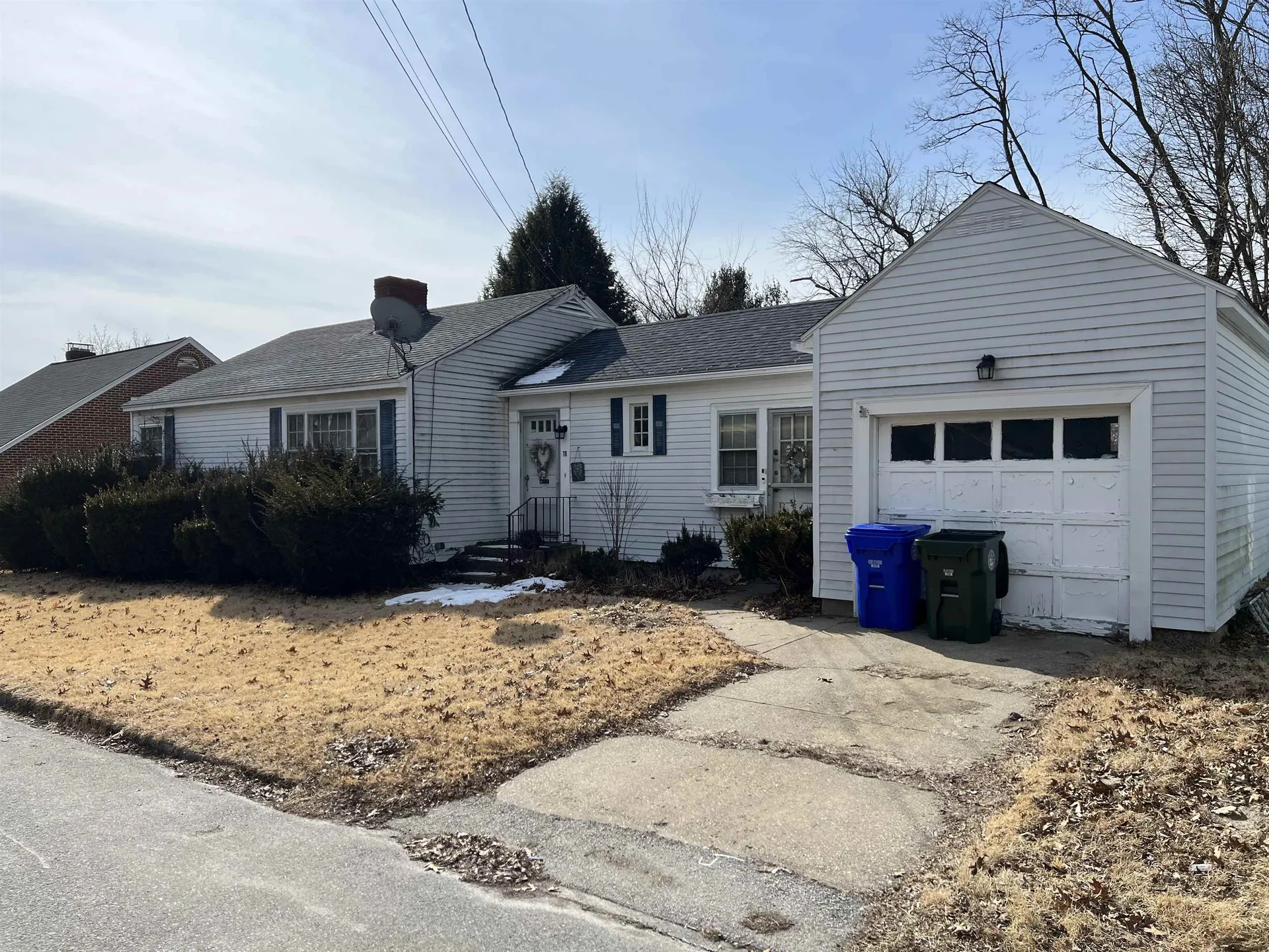 78 Riverview Place Manchester NH 03104