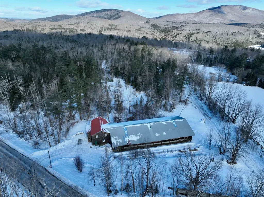 1380 Nh Route 25a Orford NH 03777