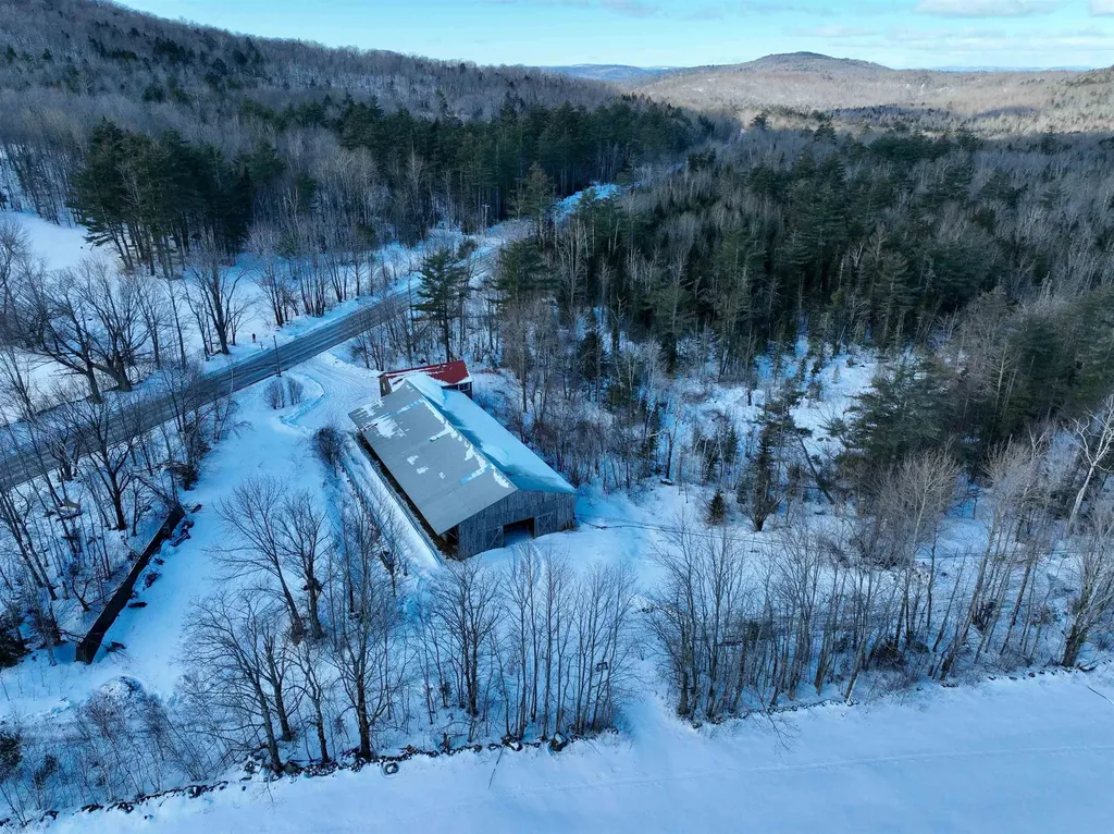 1380 Nh Route 25a Orford NH 03777