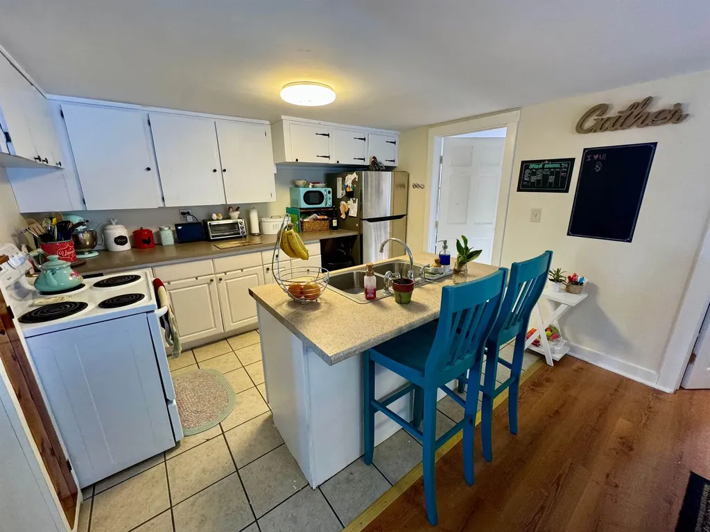 1380 Nh Route 25a Orford NH 03777