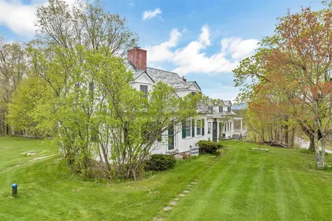743 Lockehaven Road Enfield NH 03748