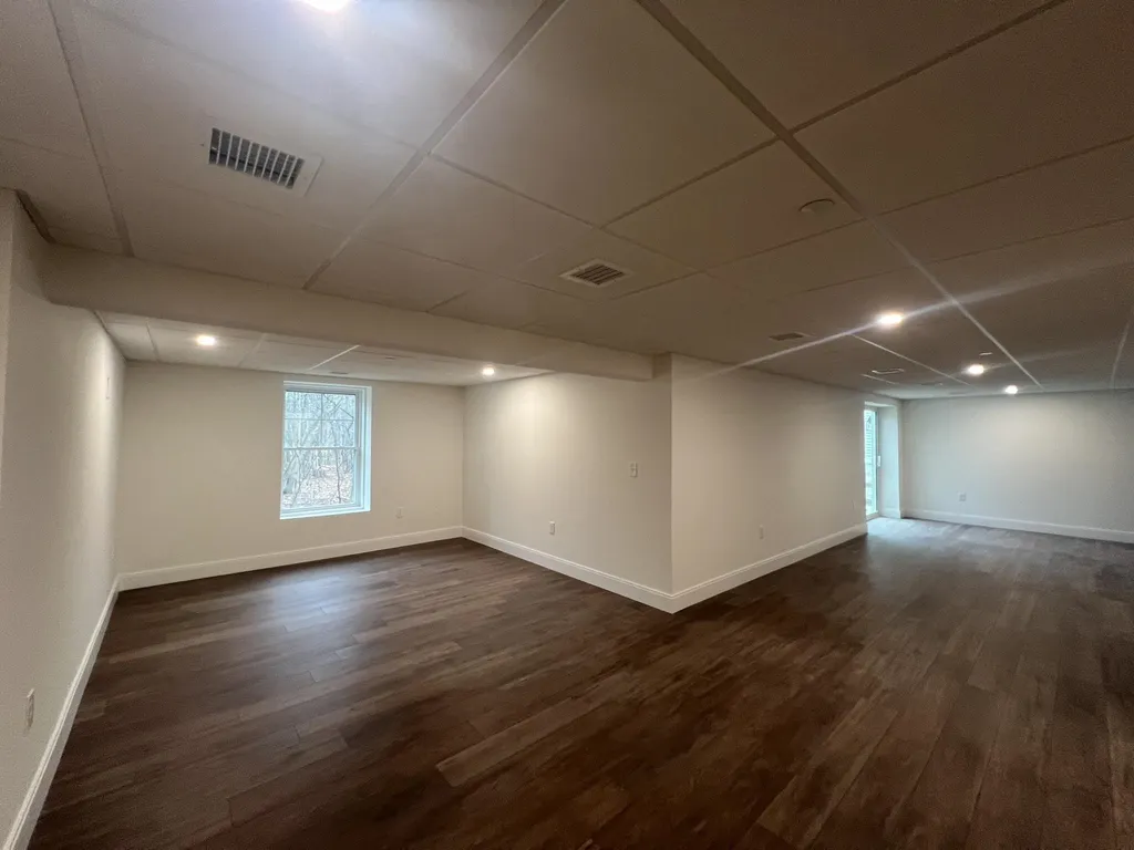 240 Sage Lane Portsmouth NH 03801