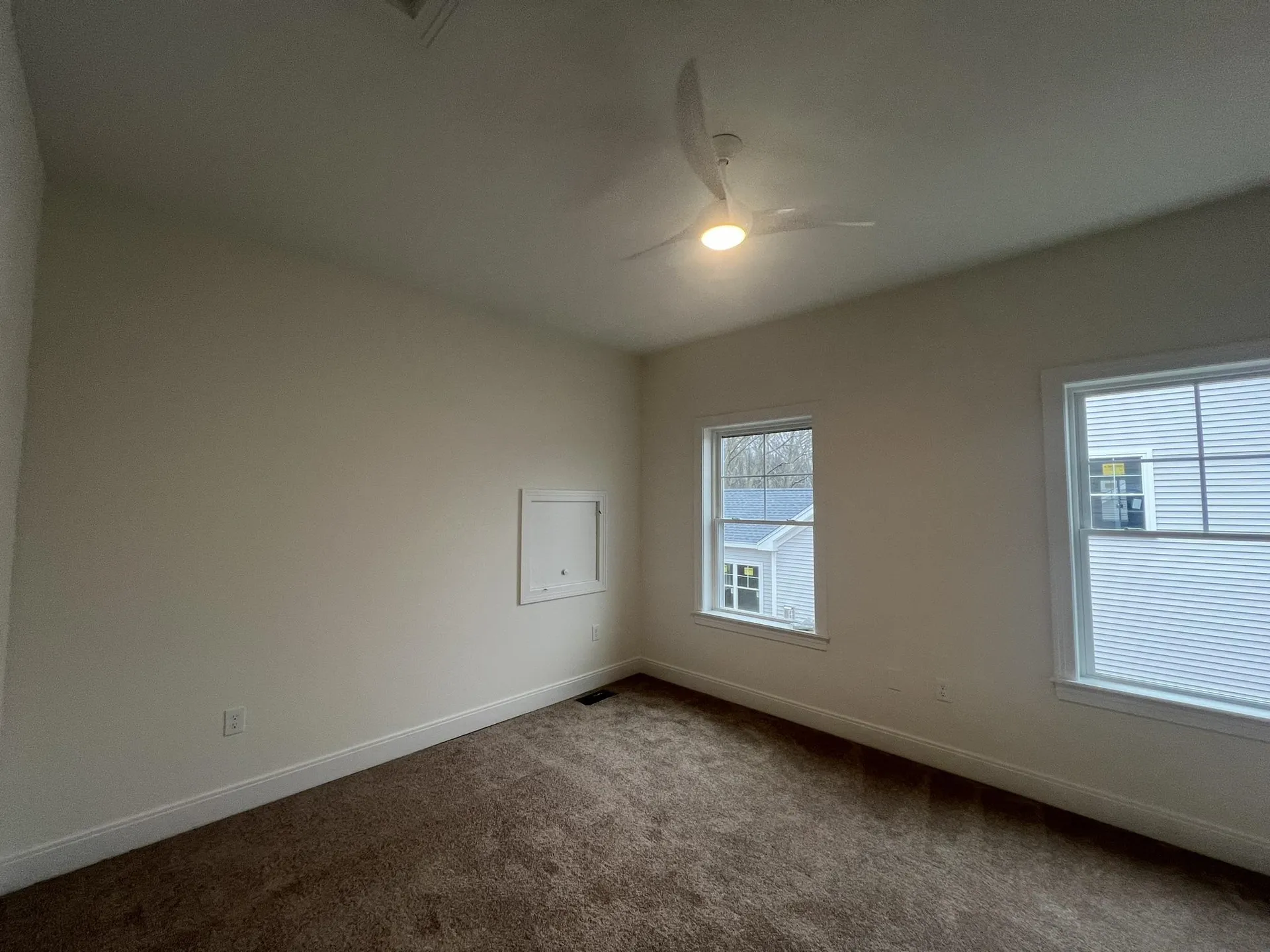 240 Sage Lane Portsmouth NH 03801