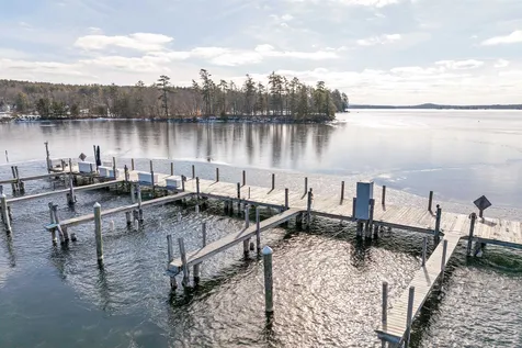16 Long Island Road Moultonborough NH 03254