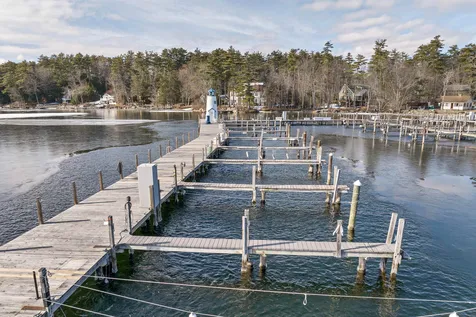 16 Long Island Road Moultonborough NH 03254