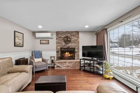 158 County Road Bedford NH 03110